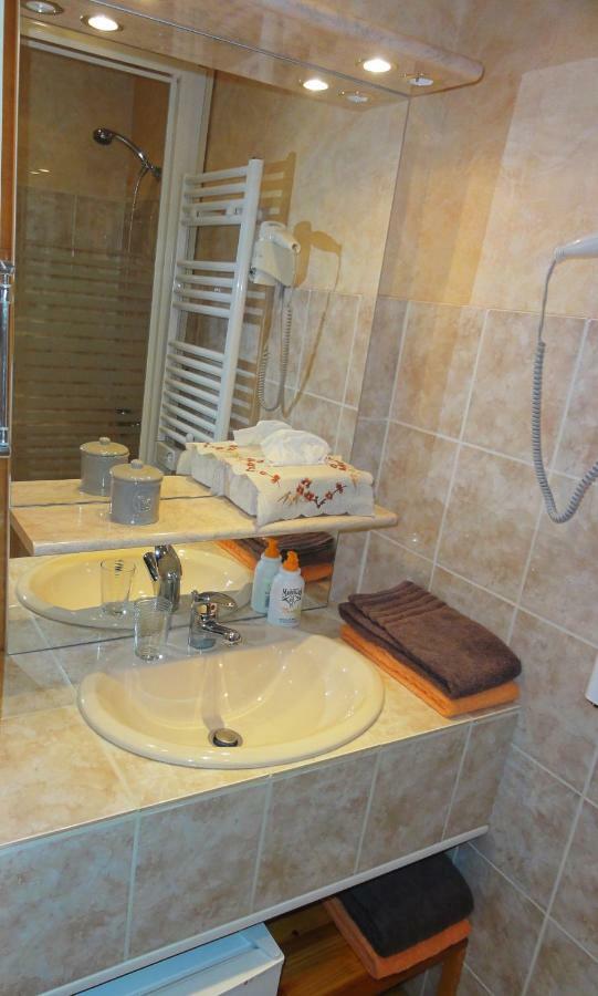 Les Feuillantines Perigord Noir Bed & Breakfast Saint Cyprien Bagian luar foto